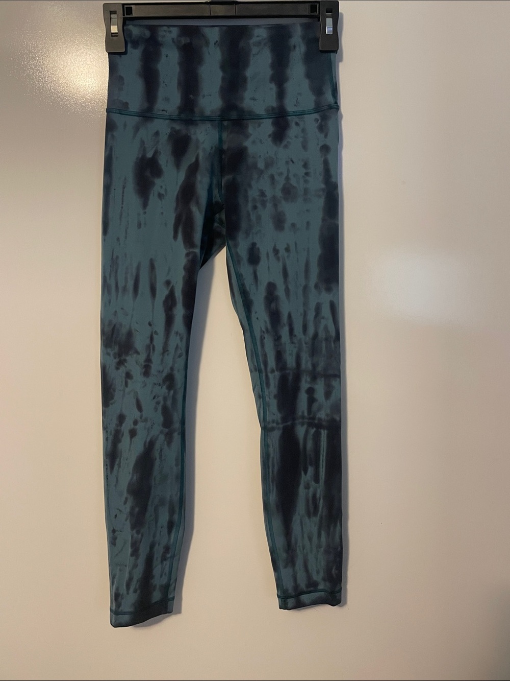 Lululemon Fast and Free High Rise Tight 25” Green and Gray size 4